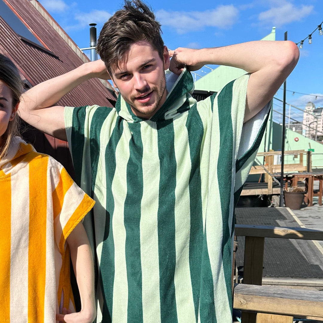 Groen Gestreept Surf Poncho