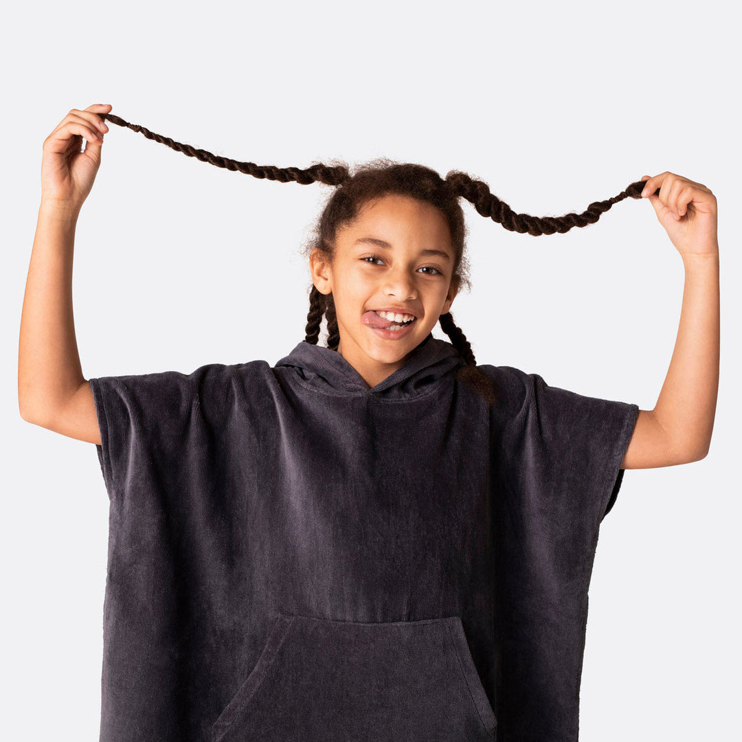 Houtskool Grijs Surf Poncho Voor Kinderen