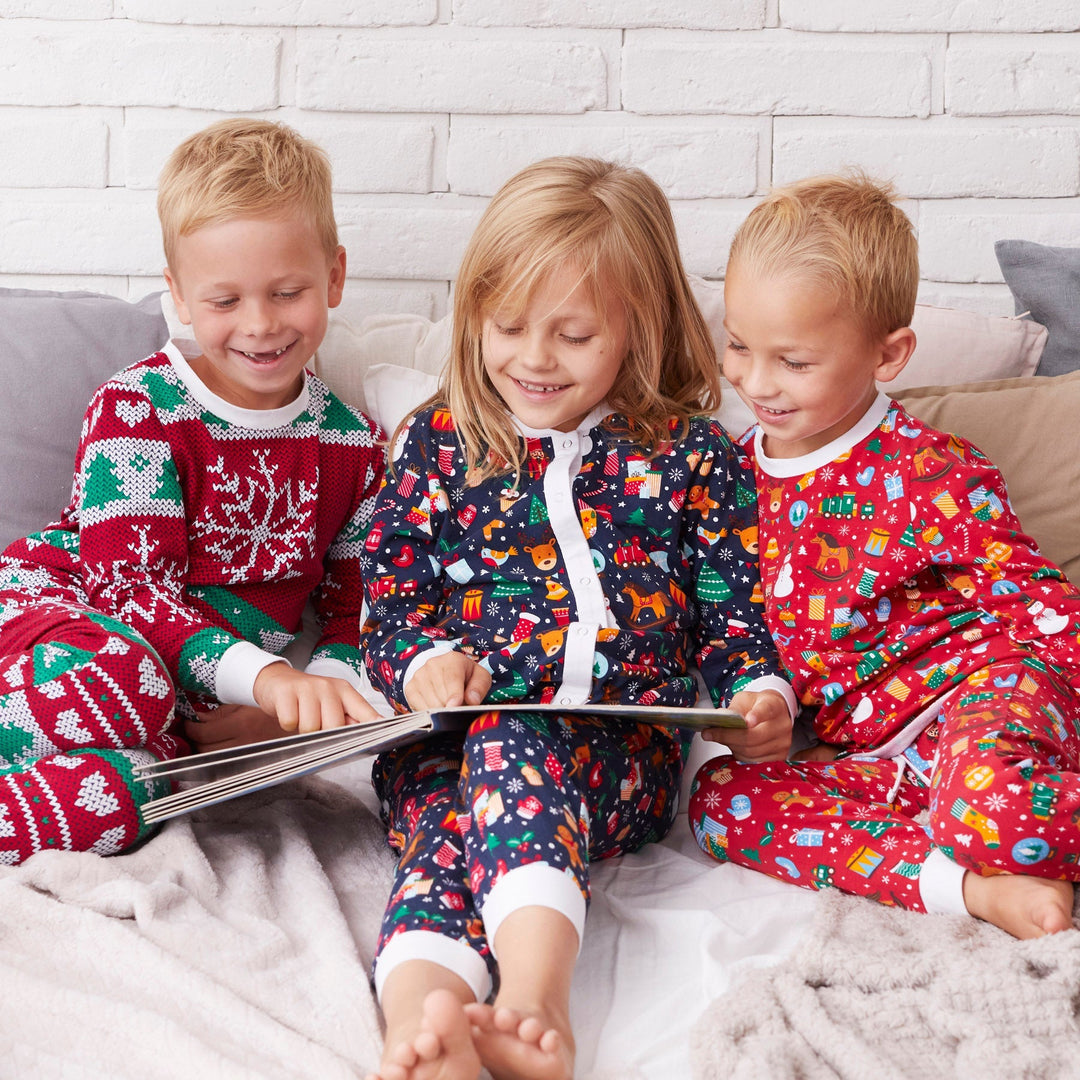 Gebreid Patroon Rood Kerstpyjama Voor Kinderen