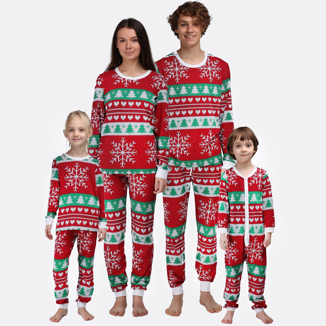 Matchende Kerstpyjama's Voor Gezin - Gebreid Patroon Rood