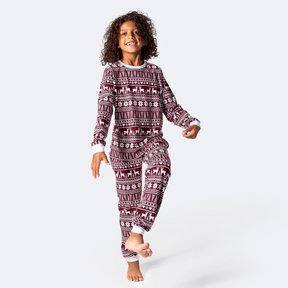 Winter Patroon Bordeauxrood Pyjama Voor Kinderen